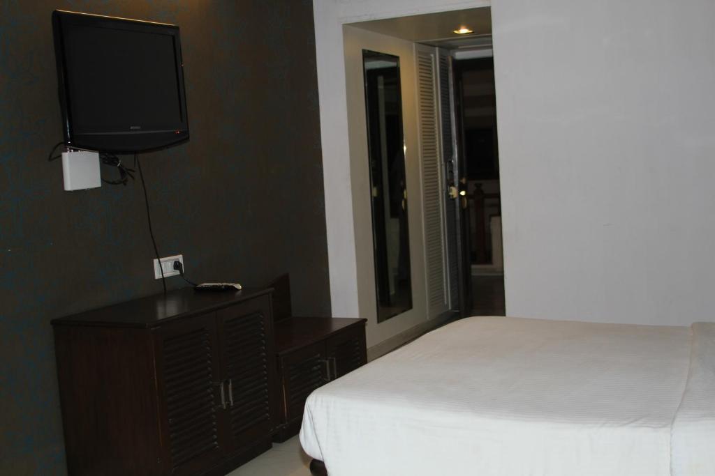 Hotel Saiprakash Гайдарабад Номер фото