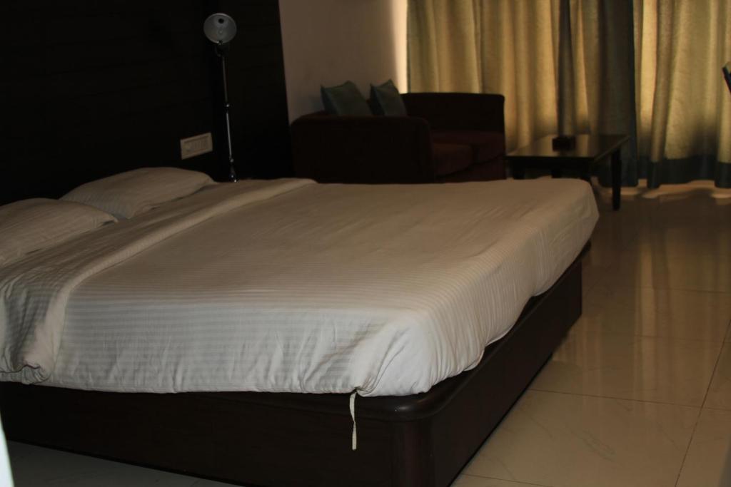 Hotel Saiprakash Гайдарабад Номер фото